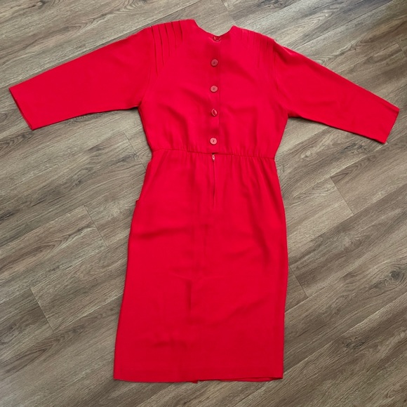 Vintage 80s PJ Klein Red Linen Button Up Back Dress. - Picture 9 of 12